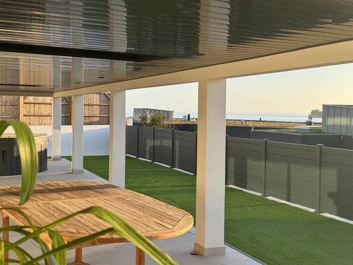 Appartement de vacances pour 6 personnes, avec terrasse ainsi que vue et jardin, animaux acceptés