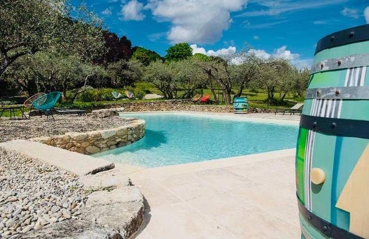 Hôtel pour 2 personnes, avec terrasse ainsi que jardin et piscine à Entrechaux - 2