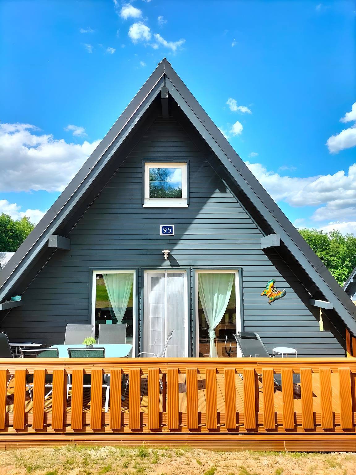 Holiday Home Joschko with Private Terrace and Wi-Fi in Bad Arolsen in Bad Arolsen, Twistesee