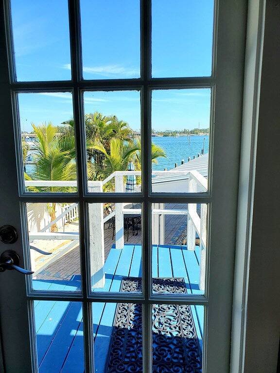 Private Bayside Property -- With Private Fishing/Boating Pier/Remote Office in Bradenton Beach, Anna Maria Island