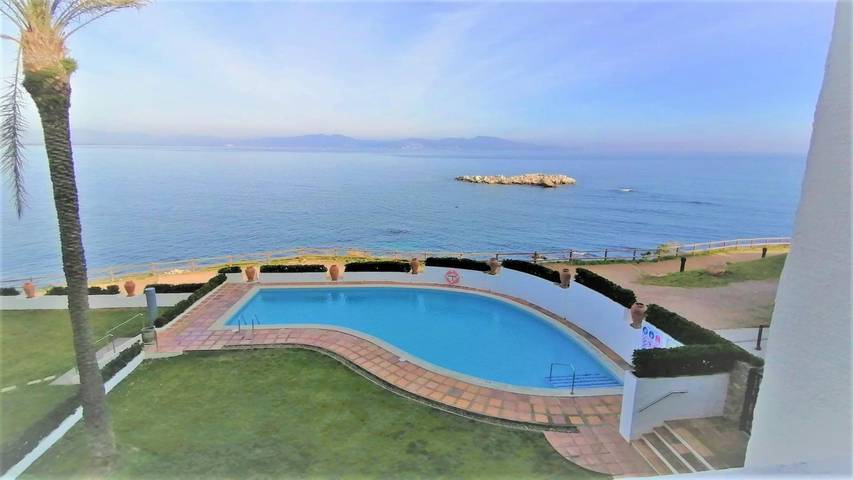 Geheel vakantieappartement, Vakantieappartement voor 4 personen met uitzicht op zee in Platja Cala Mar d'en Manassa (l'Escala), L'Escala