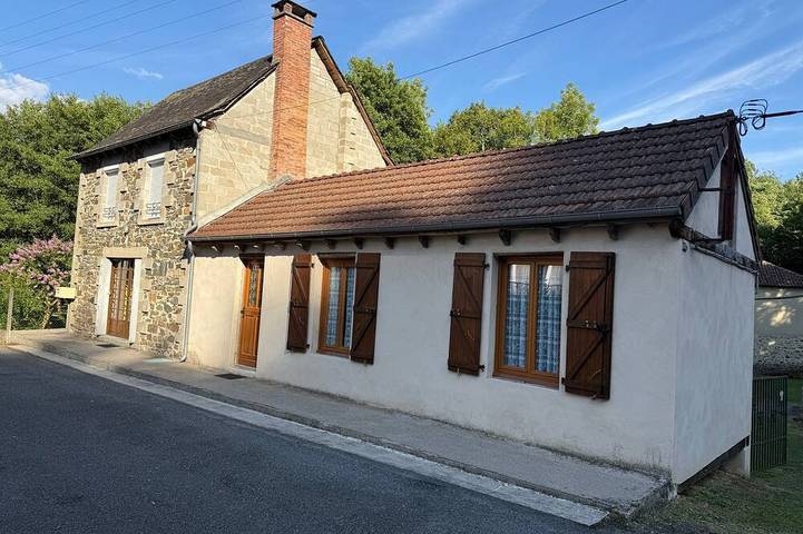Maison de vacances pour 6 personnes, avec jardin et balcon à Beaulieu-sur-Dordogne