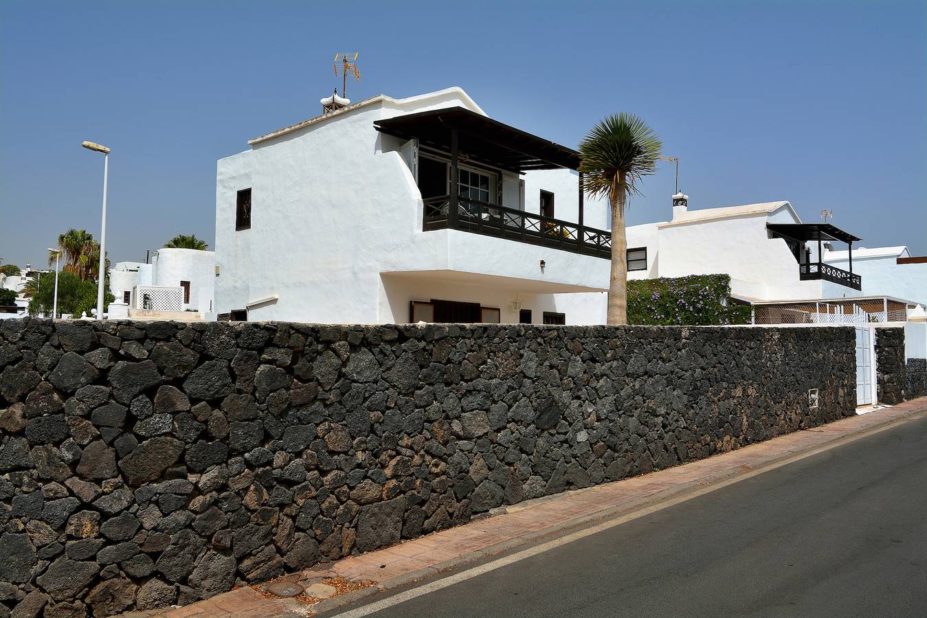 3Br Beach House - Solarium & Shower Terrace in Puerto del Carmen, Tías