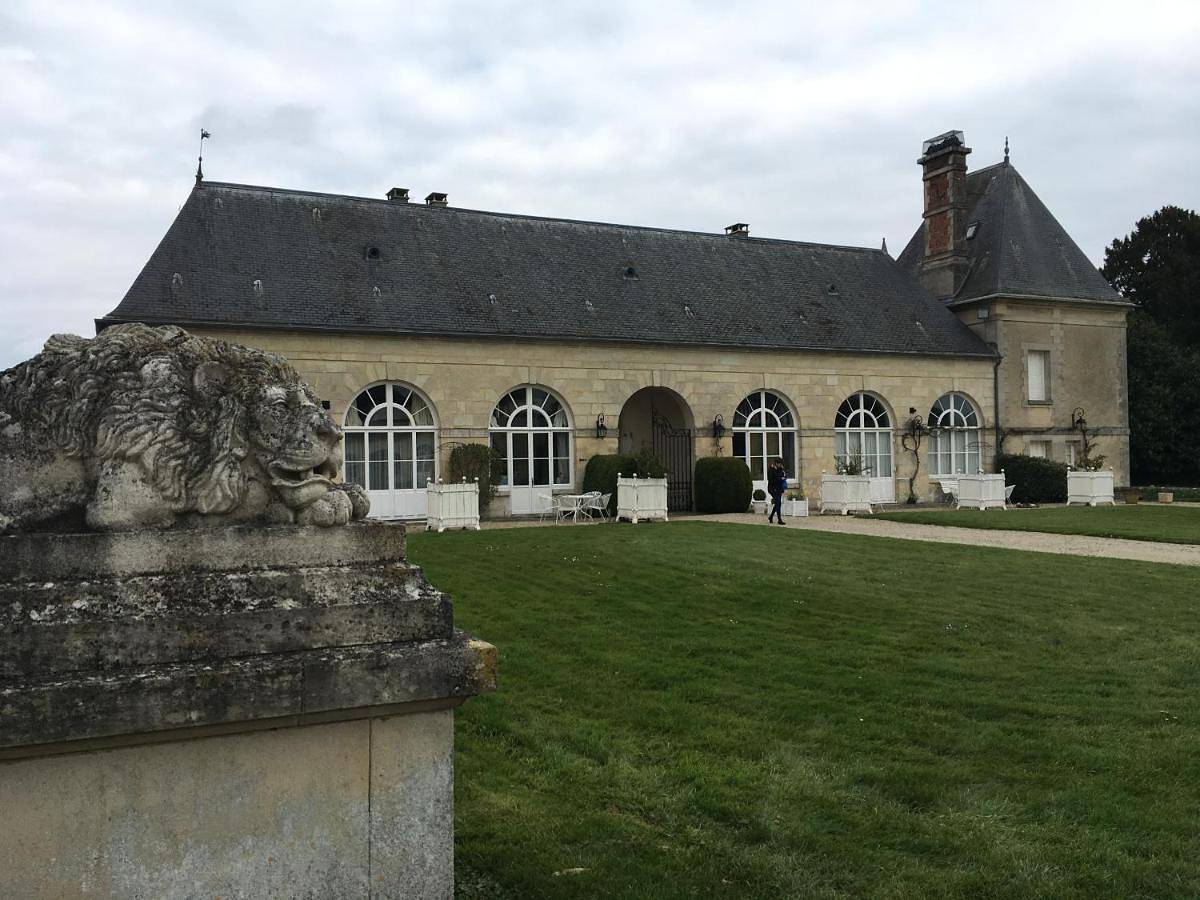 Appartement entier, The Orangery apartment, Chateau de la Trousse in Ocquerre, Seine-et-Marne