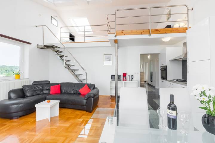 Vakantiewoning voor 5 personen, met balkon en balkon/terras in Funtana