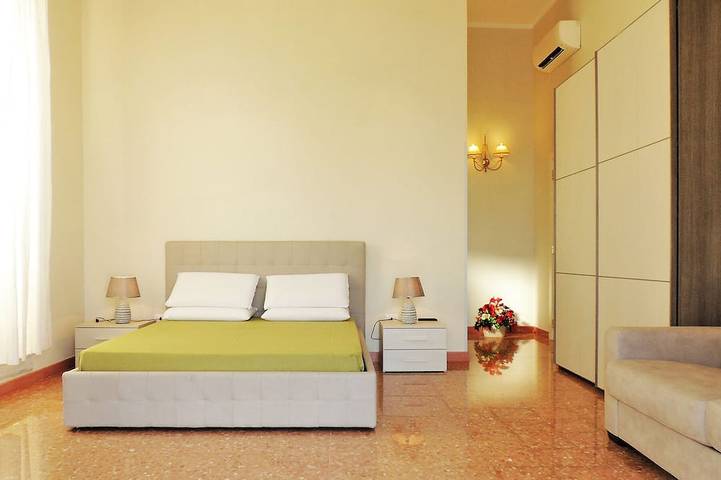 Bed and breakfast for 4 people, with terrace - 1
