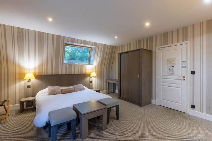 Gîte pour 2 personnes, avec Piscine à Moulay (Mayenne)