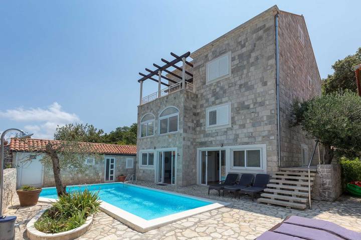 Villa pour 20 personnes, avec balcon et piscine ainsi que jardin et vue sur l’océan à Zaton - 2