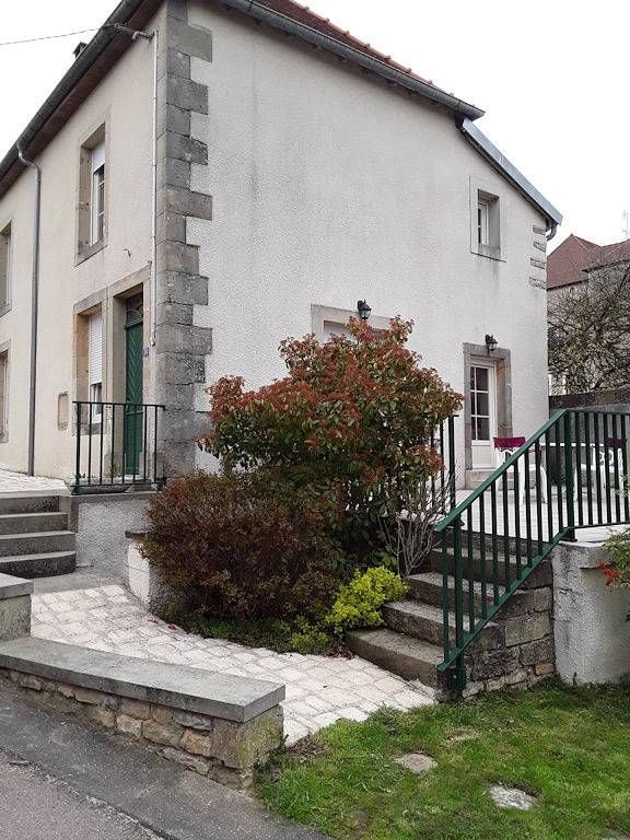 Gîte pour 7 personnes, avec terrasse et jardin dans Neufchâteau - 3