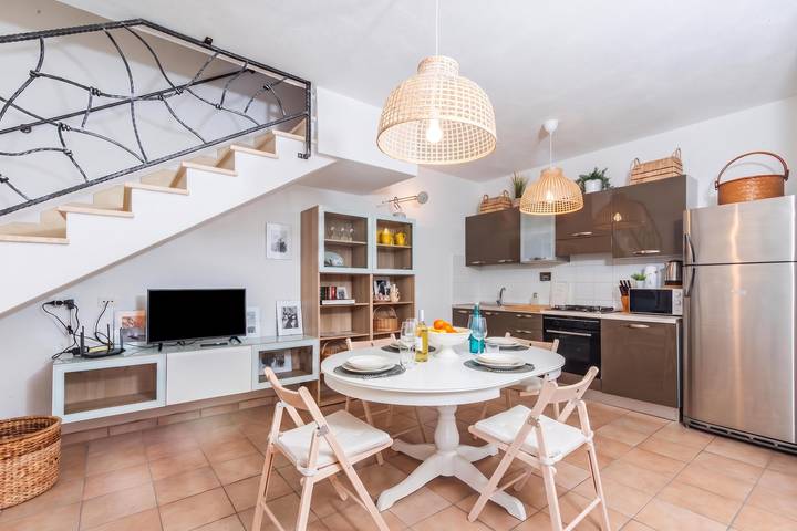 Gîte pour 6 personnes, avec Balcon ainsi que Vue sur l’océan et Terrasse à Tanaunella - 2