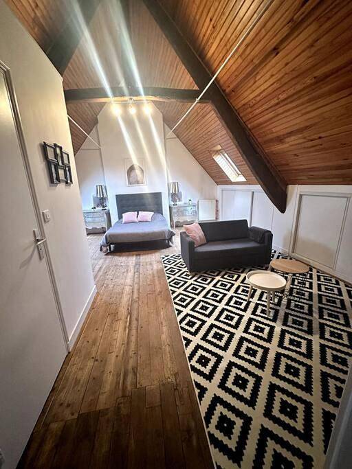 Appartement entier, One-Bedroom Apartment in Dol-de-Bretagne, Région de Saint-Malo