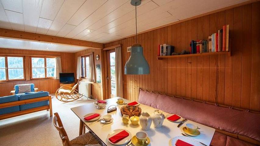 Hütte für 9 Personen, mit Terrasse in Arosa