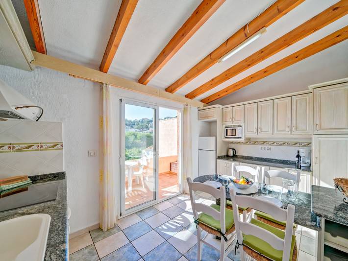 Bungalow für 5 Personen, mit Terrasse und Garten in Calpe - 4