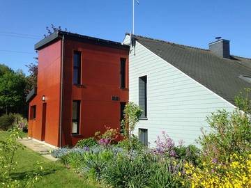 Chambre d’hôte pour 2 personnes, avec jardin à Chavagne