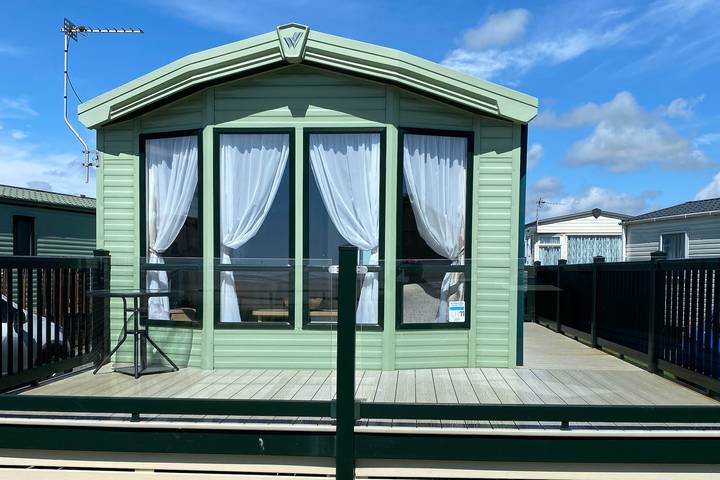 Holiday rental for 6 people, with ocean view and garden as well as pool, with pets in Morecambe Bay