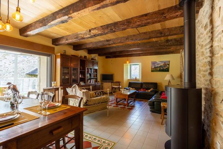 Villa pour 14 personnes, avec jardin dans l' Aveyron - 2