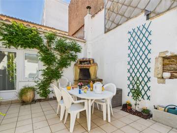 Gîte pour 5 personnes, avec terrasse dans Casino Des Atlantes Les Sables