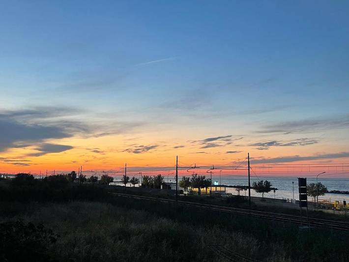 Appartamento per 5 persone, con panorama e balcone a Montemarciano