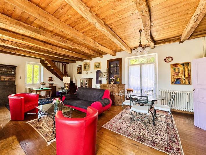 Location de vacances pour 4 personnes, avec vue et terrasse à Saint-Géry - 2