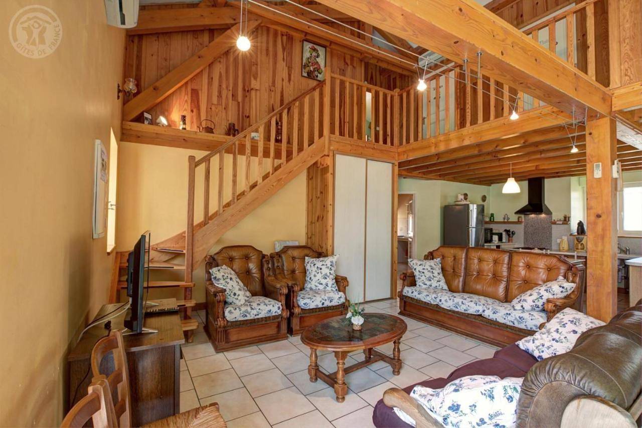 Gîte de la croix in Apinac, Montbrison