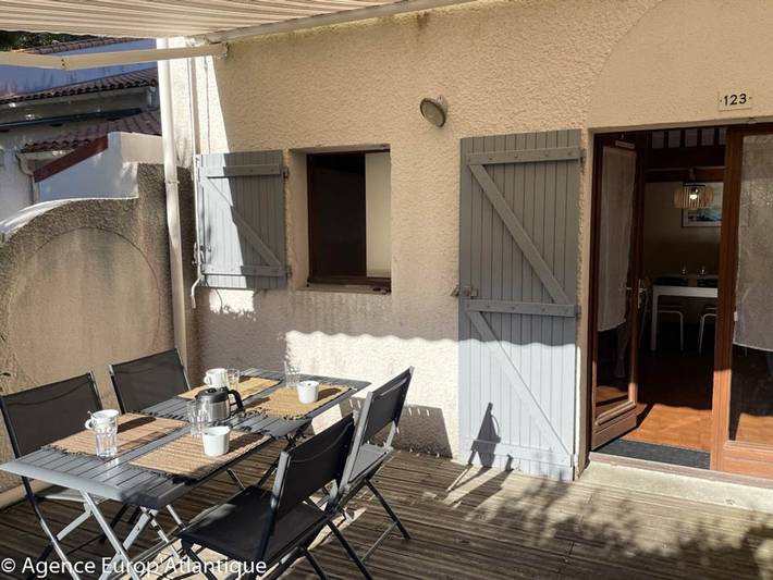 Location de vacances pour 4 personnes, avec terrasse dans La Palmyre