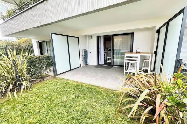 Appartement de vacances pour 4 personnes, avec jardin