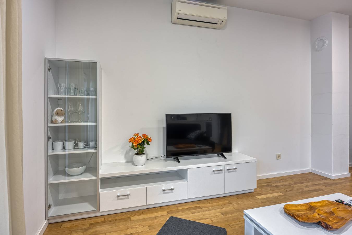 Geheel appartement, Cikat Bay Modern Apartment in Mali Losinj, Lošinj