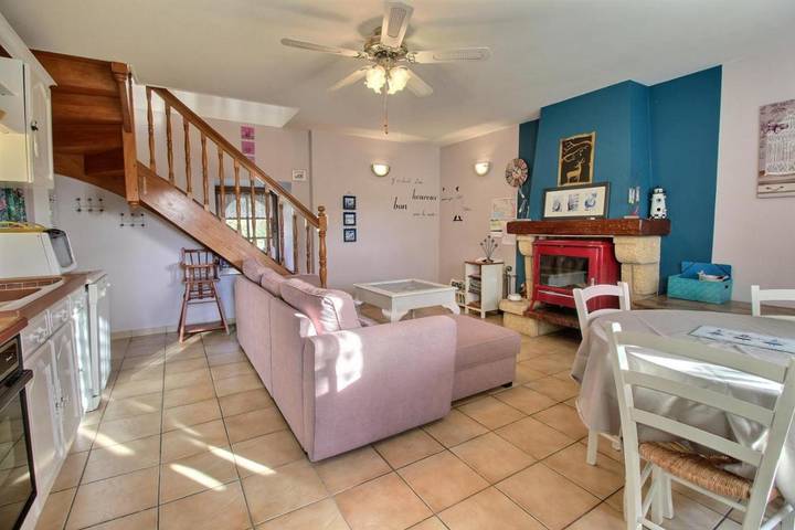 Location de vacances pour 2 personnes, avec piscine ainsi que terrasse et jardin à Plumelec - 3