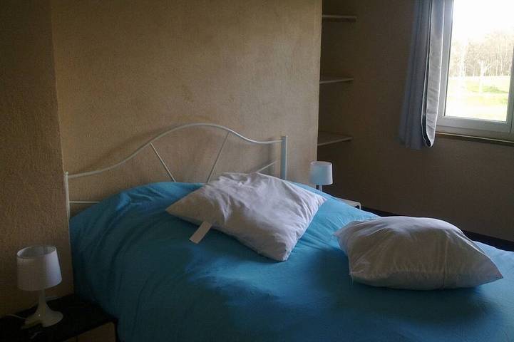 Location de vacances pour 8 personnes, avec jardin et terrasse à Biollet - 2