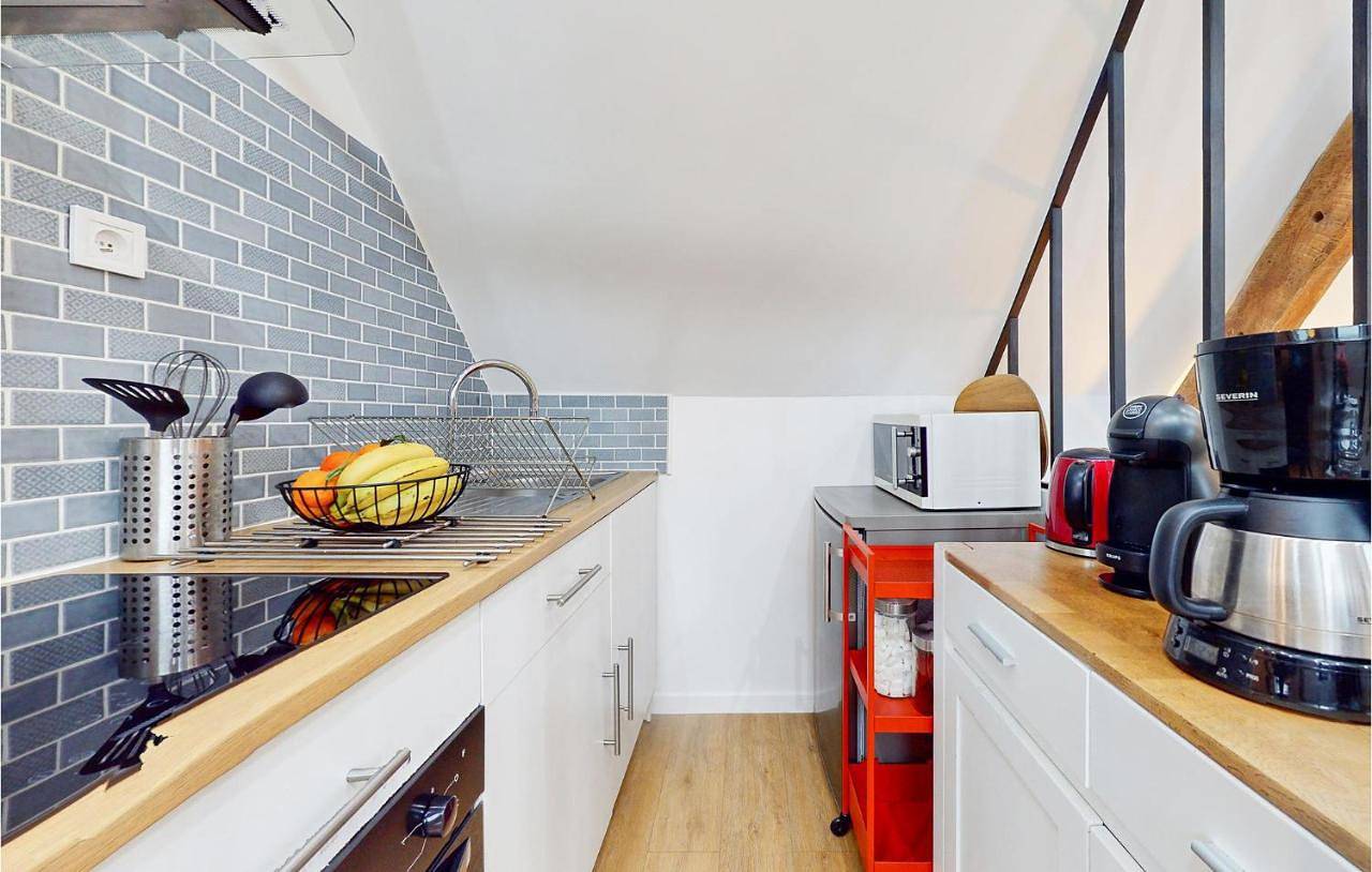 Appartement entier, Apartment in Hudimesnil, Région de Coutances