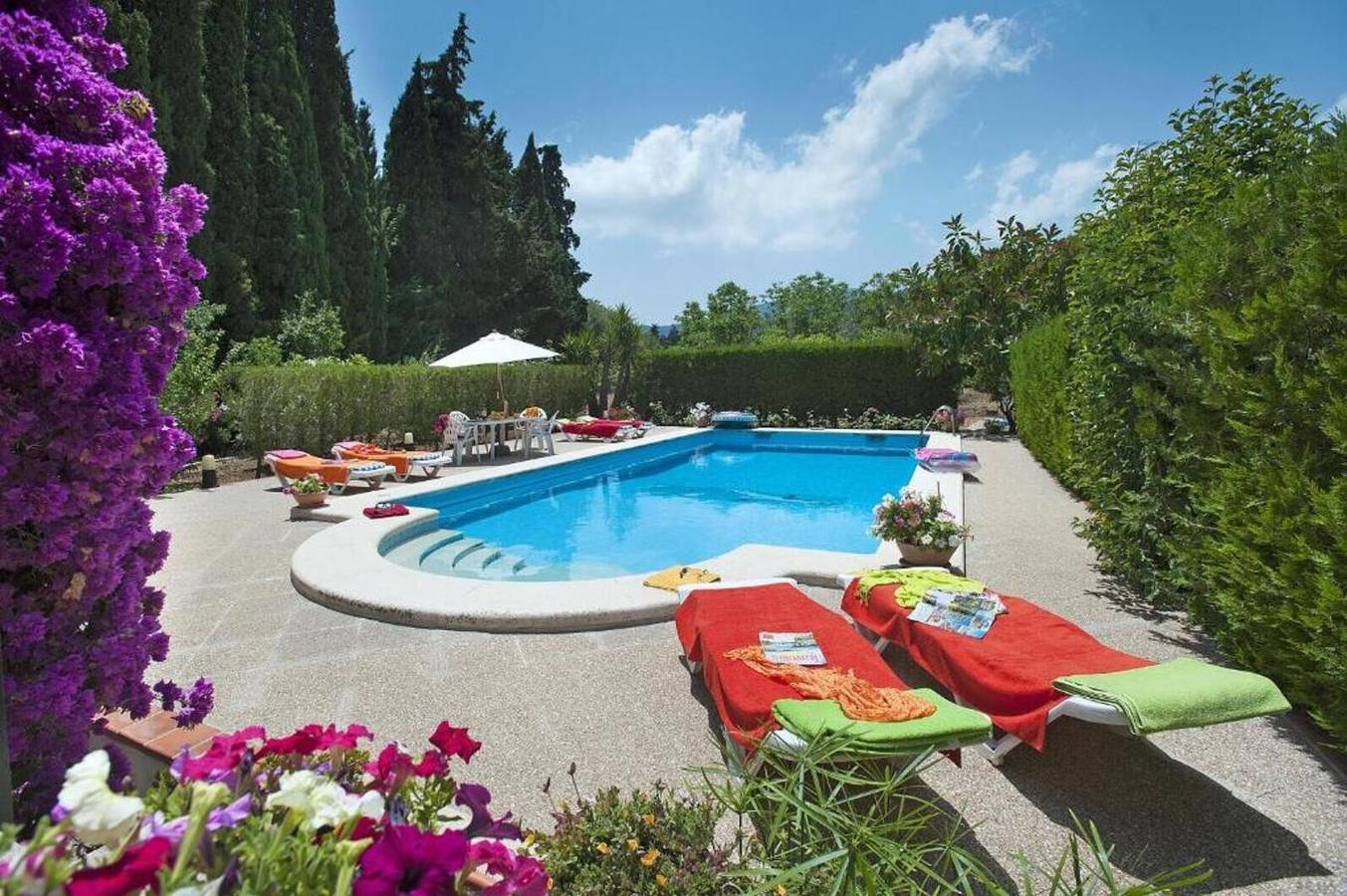 Finca Villa Rotger, avec vue sur les montagnes, piscine, jardin et Wi-Fi. in Pollença Town, Pollença