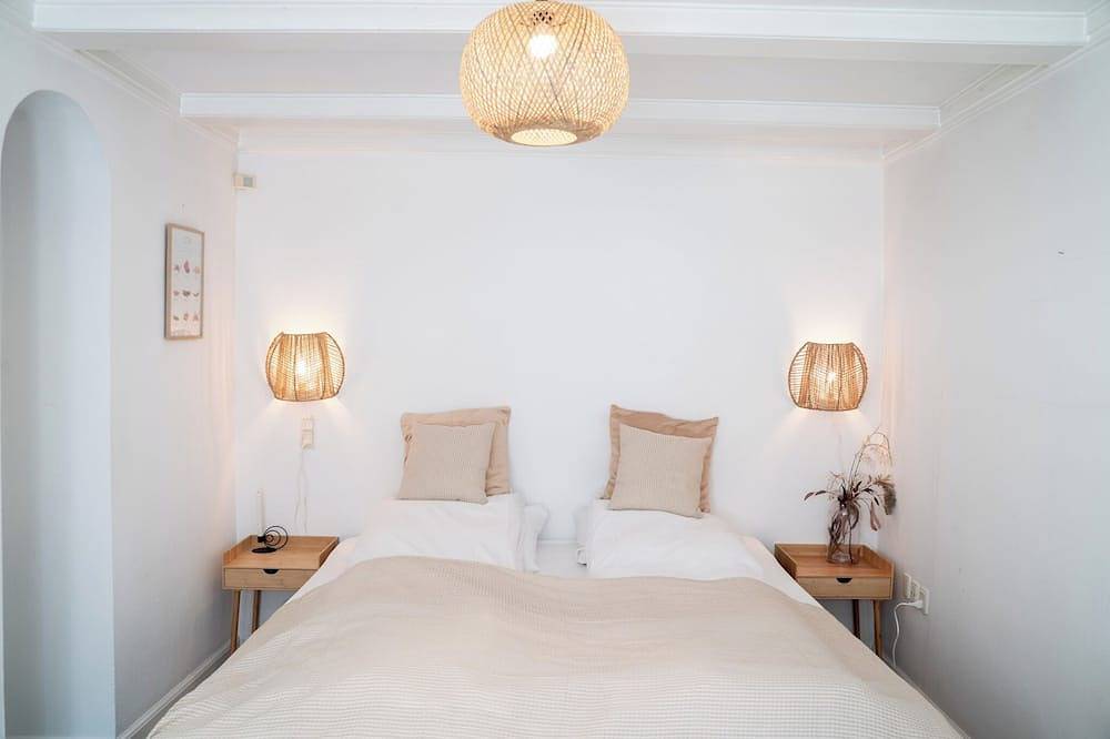 Beach house with private sauna and first class seaview! in Hovedstaden