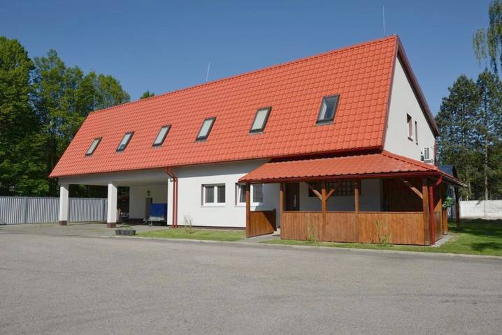 Ferienwohnung für 4 Personen, mit Garten in Ostrau