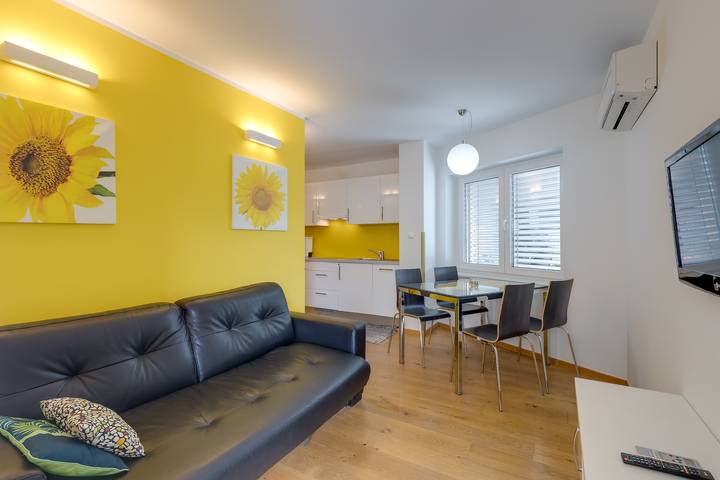Ferienwohnung für 4 Personen, mit Terrasse und Pool in Slowenien