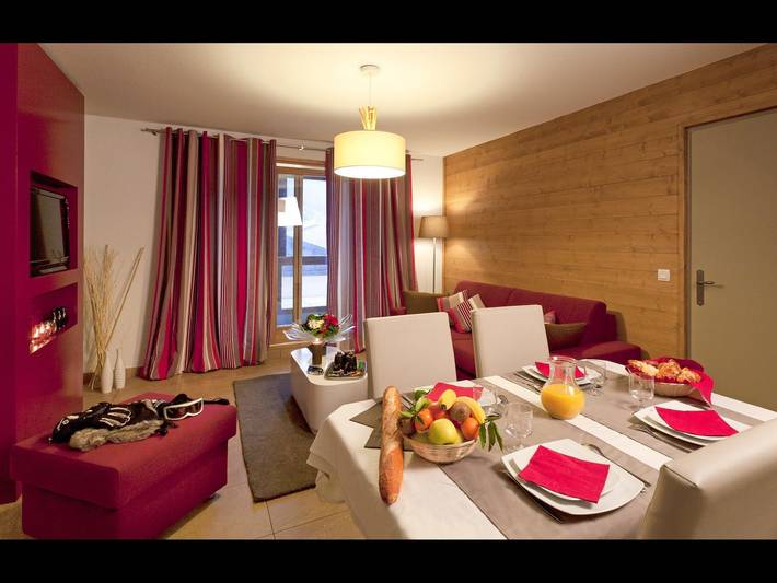 Gîte pour 8 personnes, avec Balcon/Terrasse ainsi que Piscine et Sauna à Sainte-Foy-Tarentaise - 3