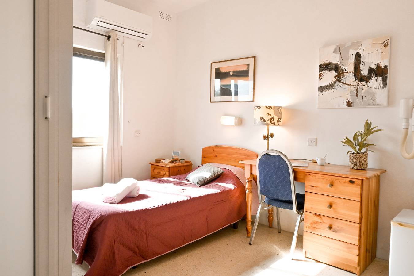 Sefranda Guesthouse Ensuite Room 4 in San Ġwann, Malta