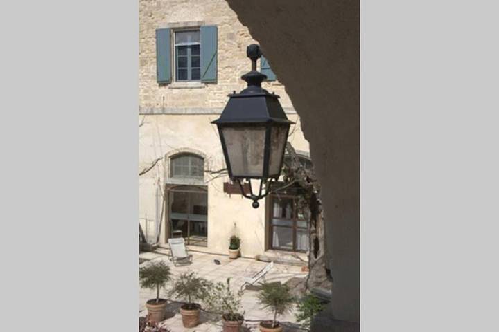 Maison de vacances pour 4 personnes, avec piscine ainsi que jacuzzi et jardin, adapté aux familles