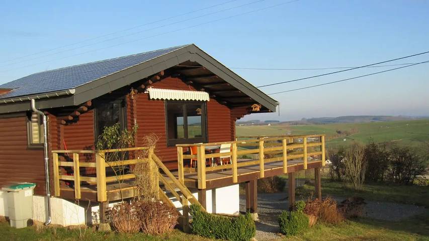 Location de vacances pour 4 personnes, avec jardin à Tenneville
