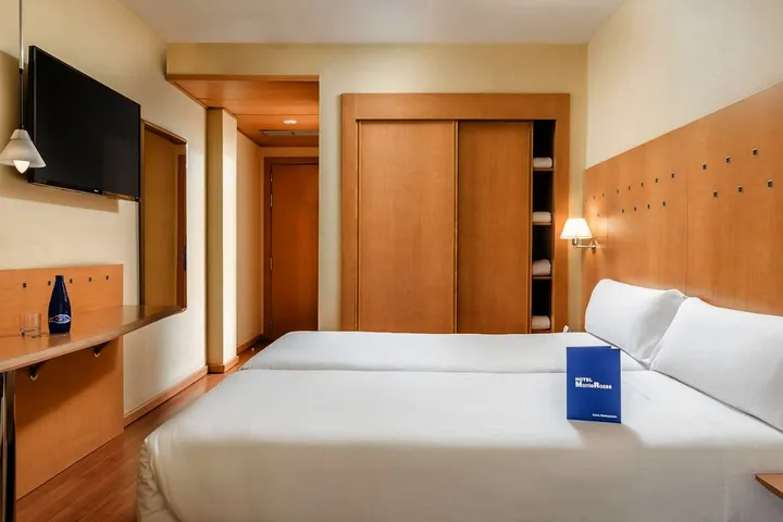 Hotel para 10 personas, con jardín, Se admiten mascotas - 1