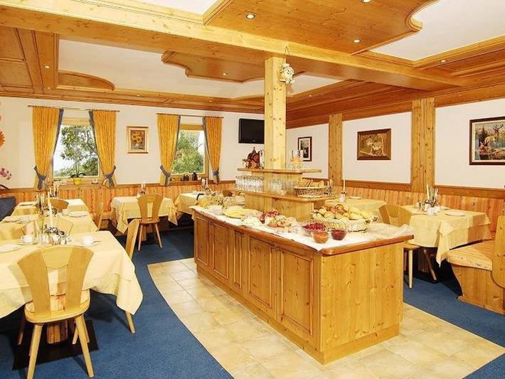 Ferienwohnung für 3 Personen, mit Garten und Whirlpool sowie Terrasse, mit Haustier in Burggrafenamt - 3