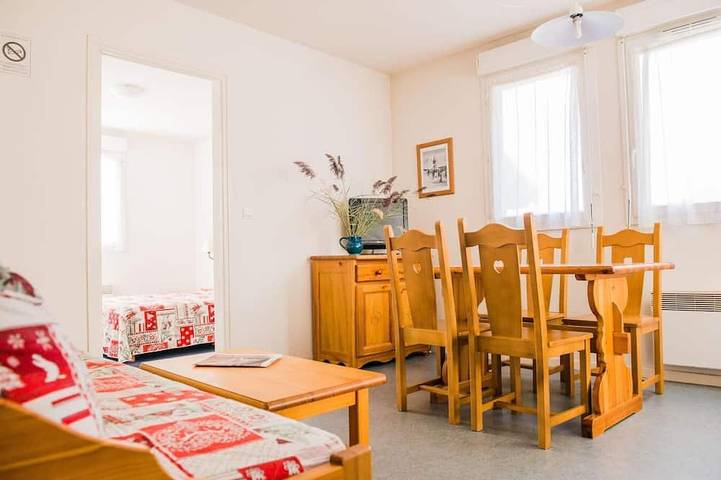 Gîte pour 6 personnes, avec sauna et terrasse, animaux acceptés à Avrieux - 3