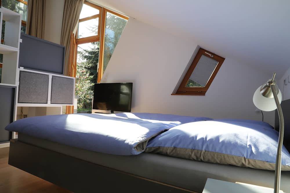 Ganze Wohnung, Moderne Atelierwohnung, möbliert, 50m², Lemgo/Brake in Lemgo, Kreis Lippe