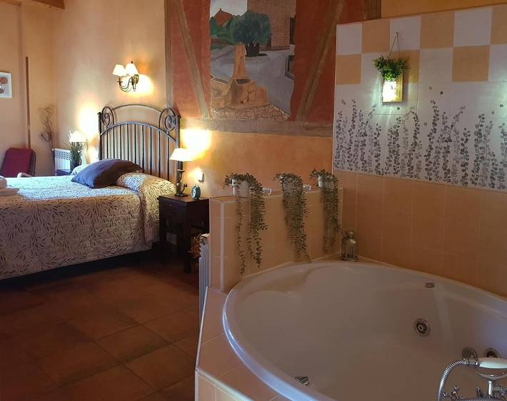 Apartamento de vacaciones para 4 personas, con jacuzzi y balcón en Serranía de Guadalajara