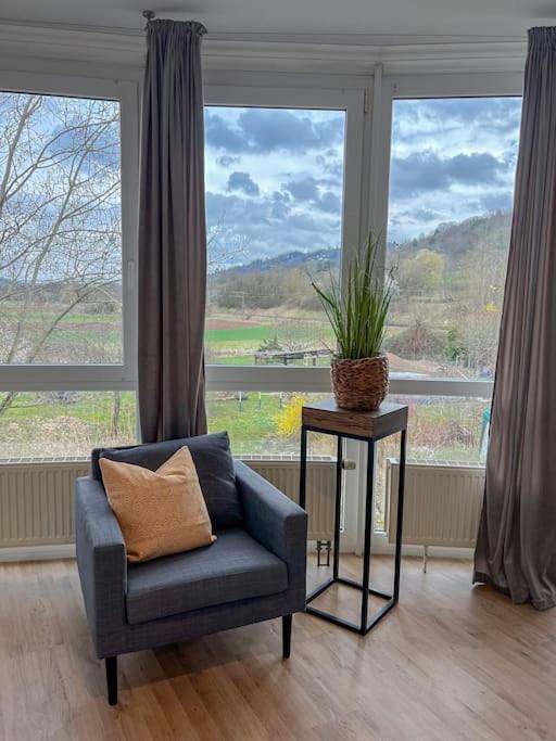 Ferienwohnung für 10 Personen, mit Balkon und Terrasse in Weinstadt