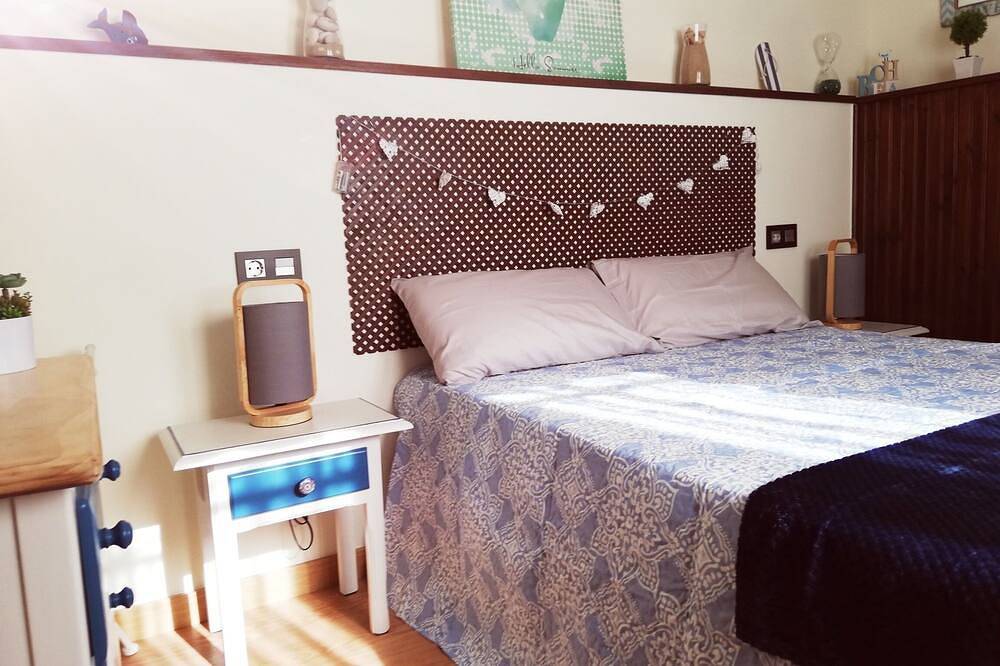 Entire apartment, Tourist apartment La Muralla de Llanes in Llanes, Costa Verde (Spain)