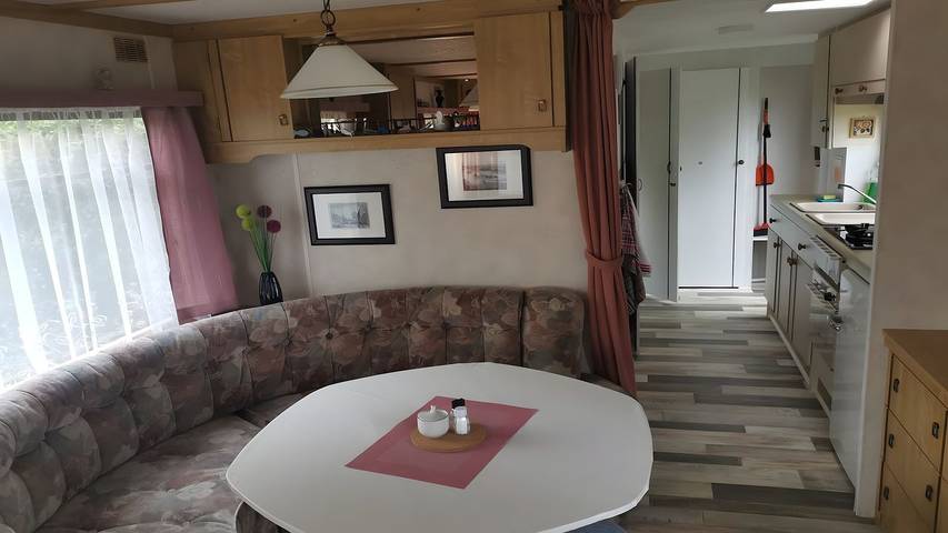 Wohnmobil für 4 Personen, mit Garten in Mecklenburg-Vorpommern - 2