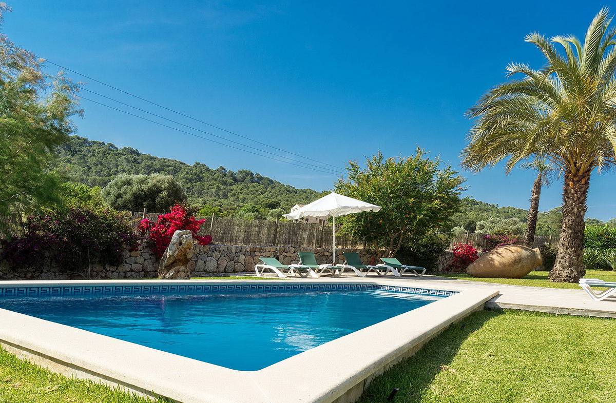Finca Catrell in Crestatx in Crestatx, Sa Pobla