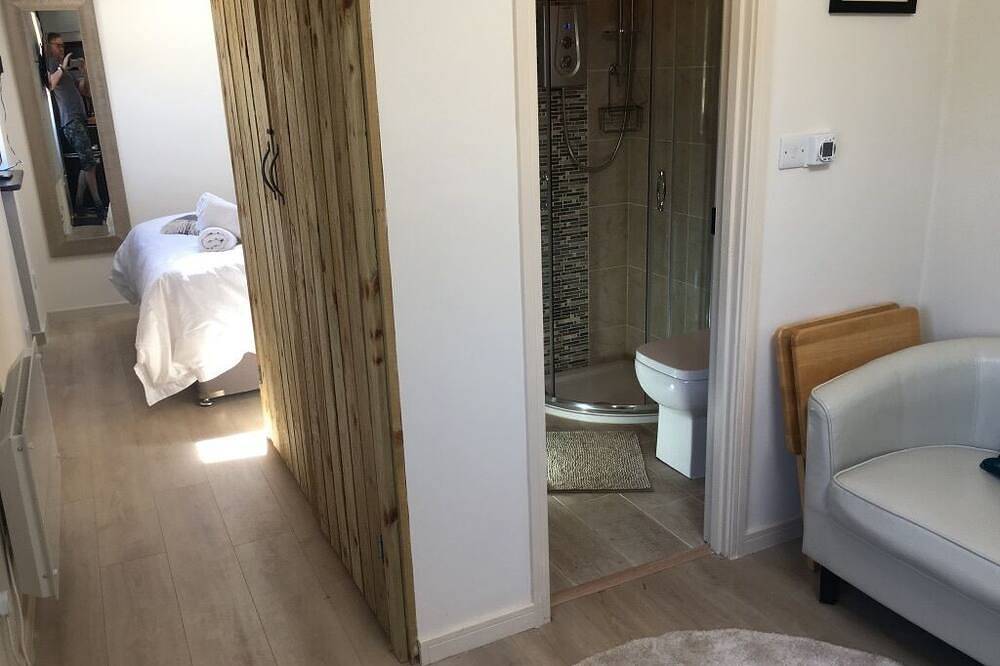 Appartement entier, Excellent emplacement, écurie récemment convertie, Elstar. in Yate, Gloucestershire du Sud