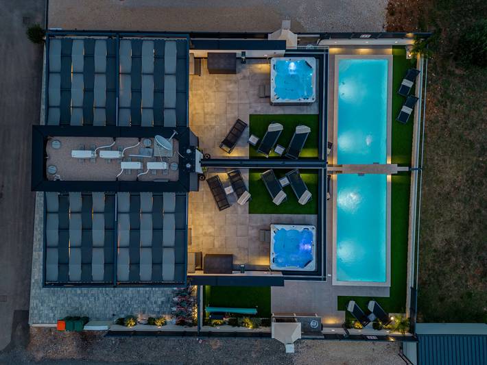 Villa für 20 Personen, mit Balkon und Whirlpool in Zadar - 3