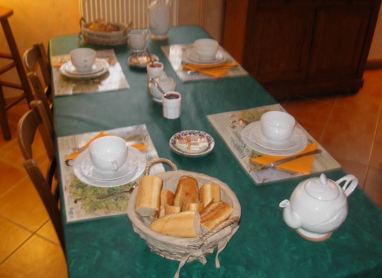 Les Chambres d'Ebalet - Chambre 1 in Saint-Blimont, Région d'Abbeville